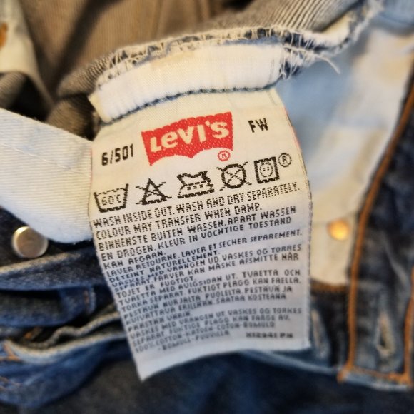 Levi Vintage High Waisted Jeans - Picture 4 of 6